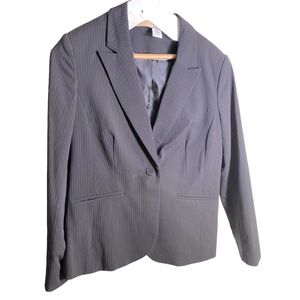 Liz Claiborne pinstripe blazer size 12